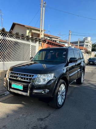 MITSUBISHI PAJERO 3.2 HPE 4X4 7 LUGARES 16V TURBO INTERCOOLER DIESEL 4P AUTOMÁTICO MITSUBISHI PAJERO 3.2 HPE 4X4 7 LUGARES 16V TURBO INTERCOOLER DIESEL 4P AUTOMÁTICO